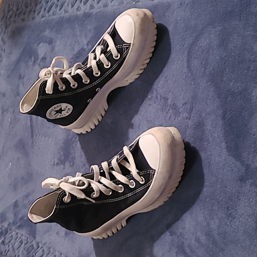 Converse platform shoes